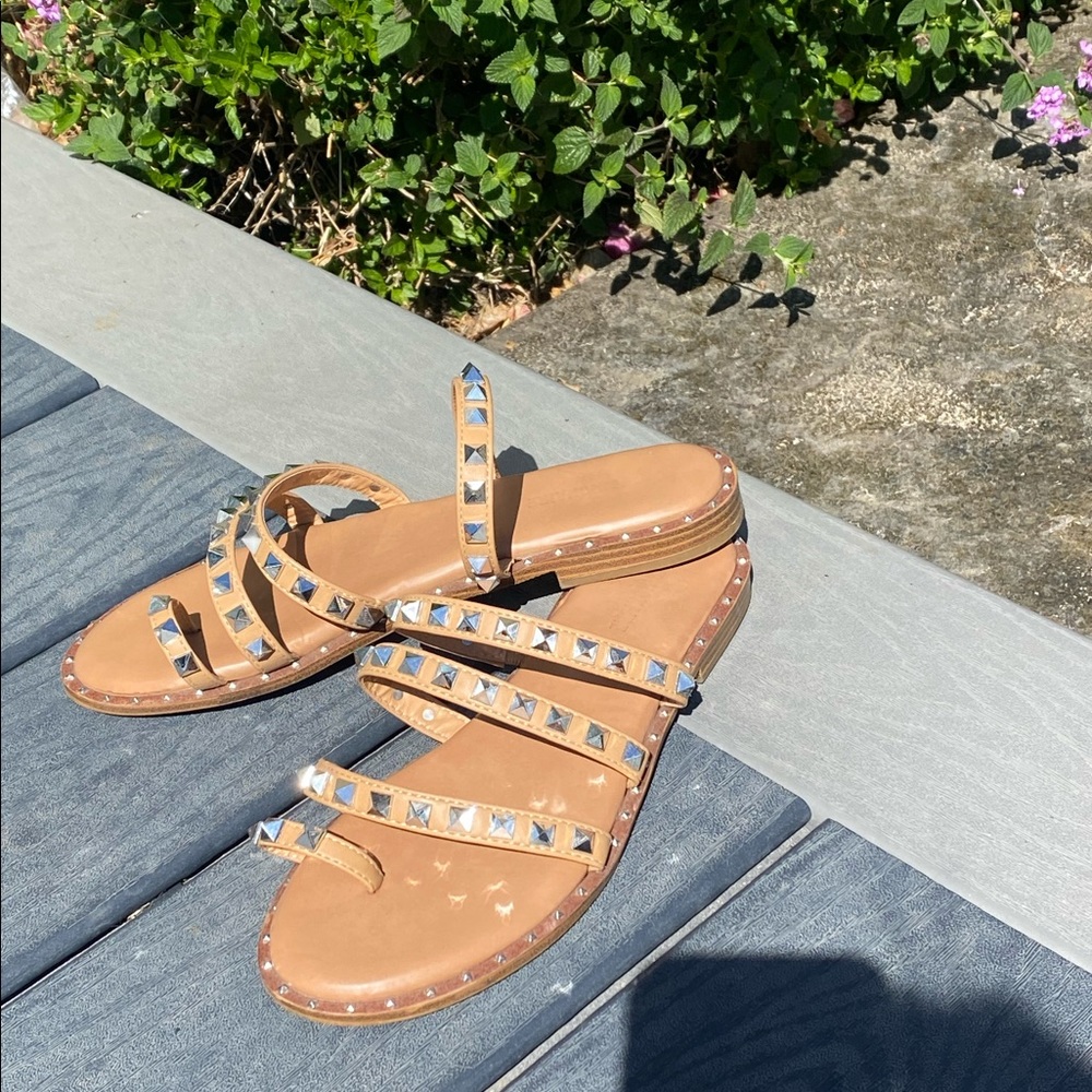 Cushionaire  nude studded sandals size 8.5
